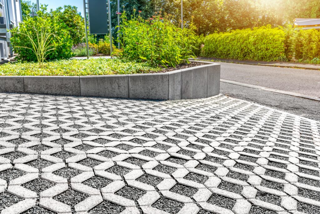 environmentally-friendly-ecopaving-concrete-lawn-grid